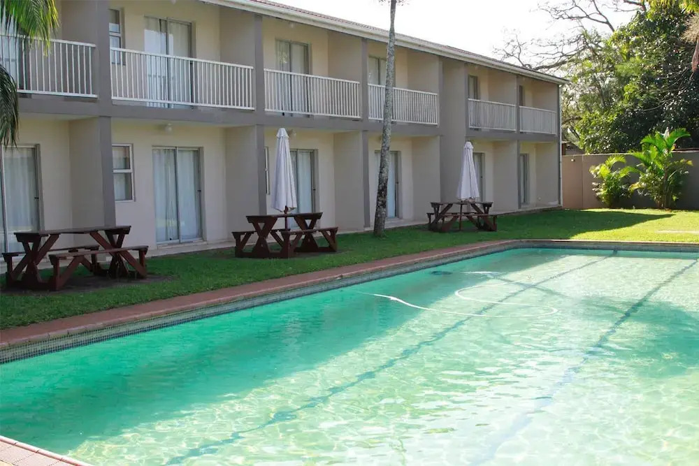 Tradewinds Country Inn