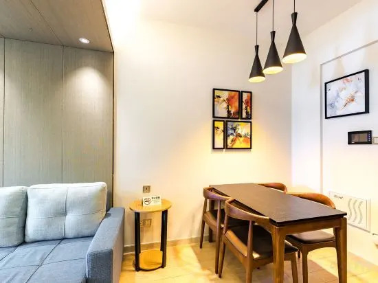 D House International Service Apartment