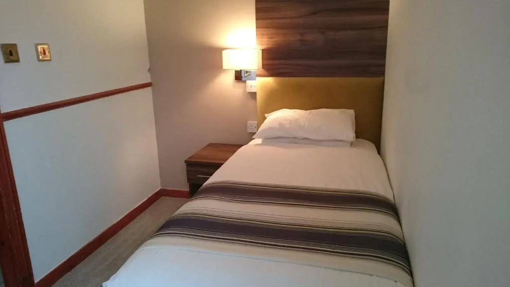 Livingston Lodge Hotel