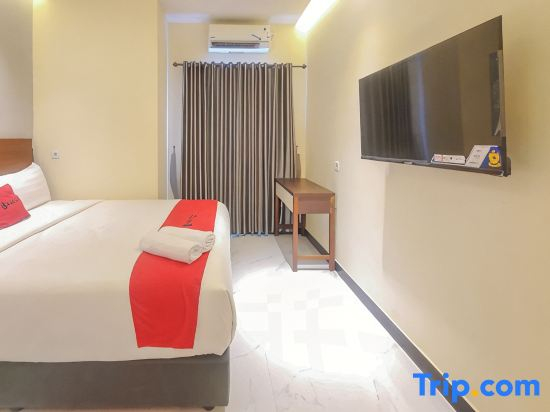 RedDoorz Plus @ UNO Jalan Merak Samarinda