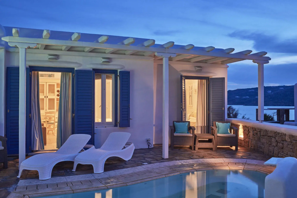 Arte & Mare Elia Luxury Suites and Villas