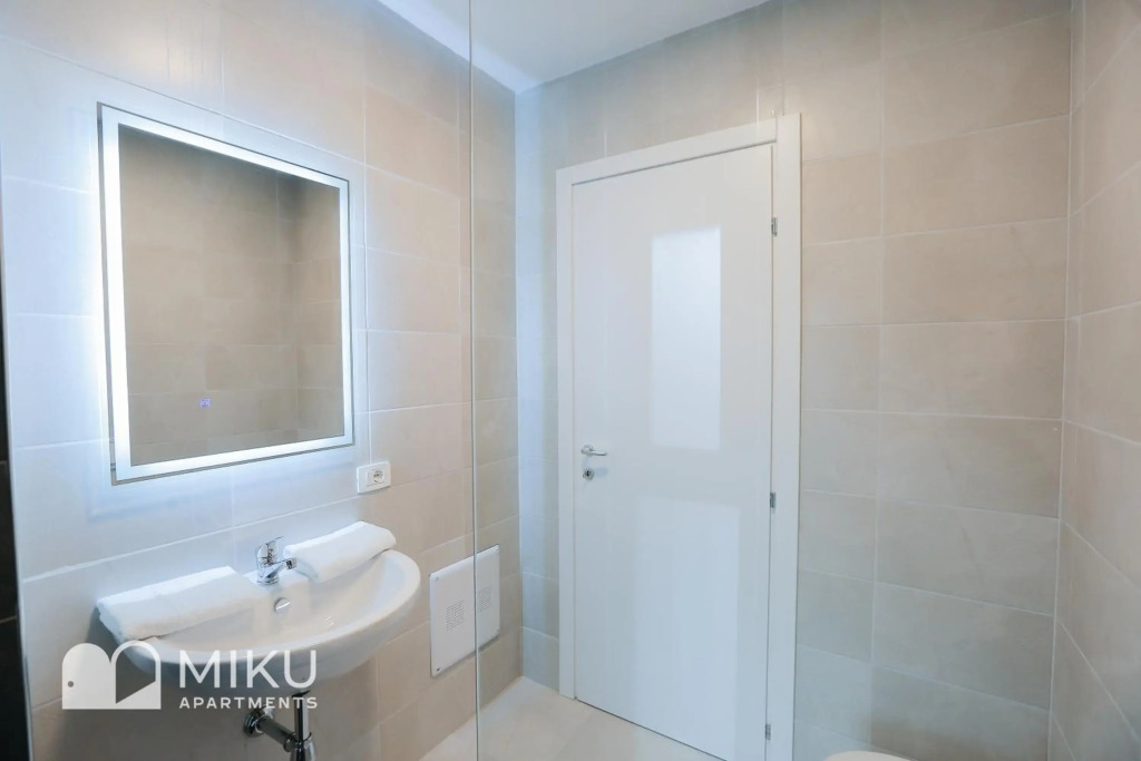 Miku Apartment-Glamorous 1Bd Apartment At Olympic Residence