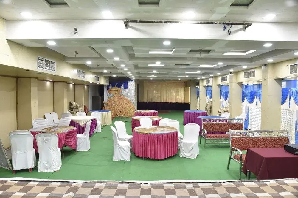 Oyo 49896 Hotel Ic Inn
