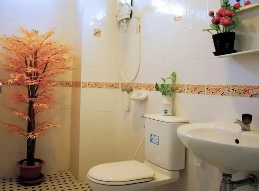 J Guesthouse