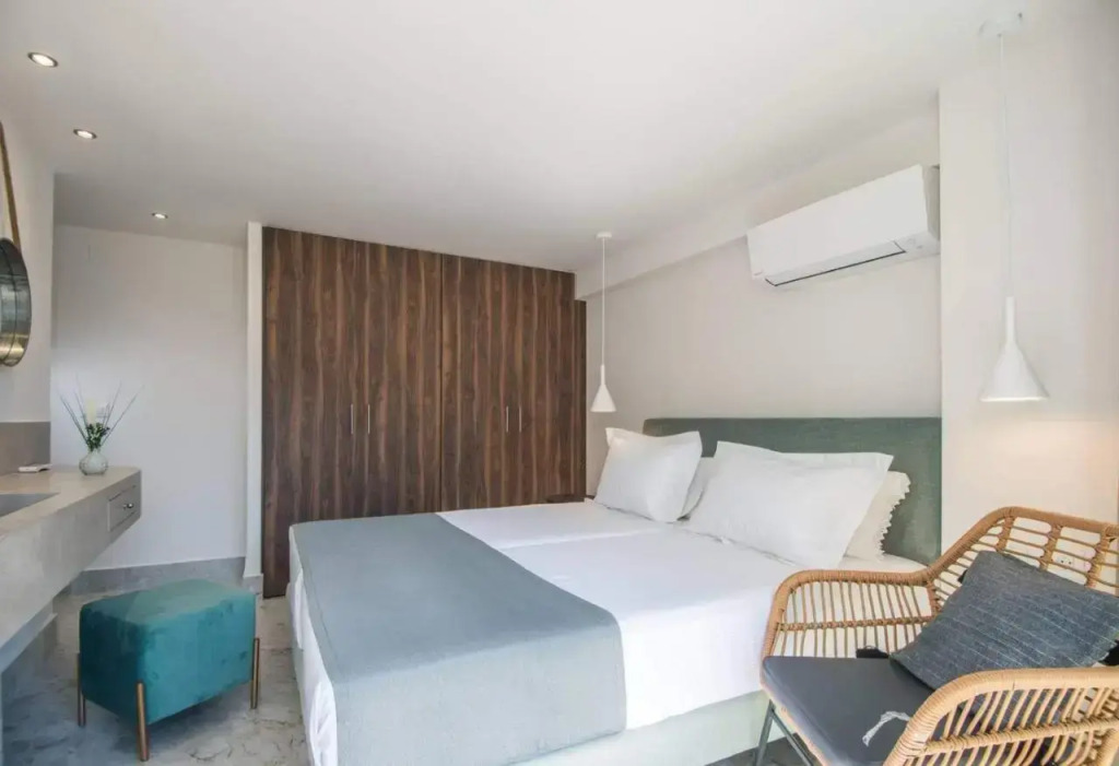 Nama Sea Side Suites