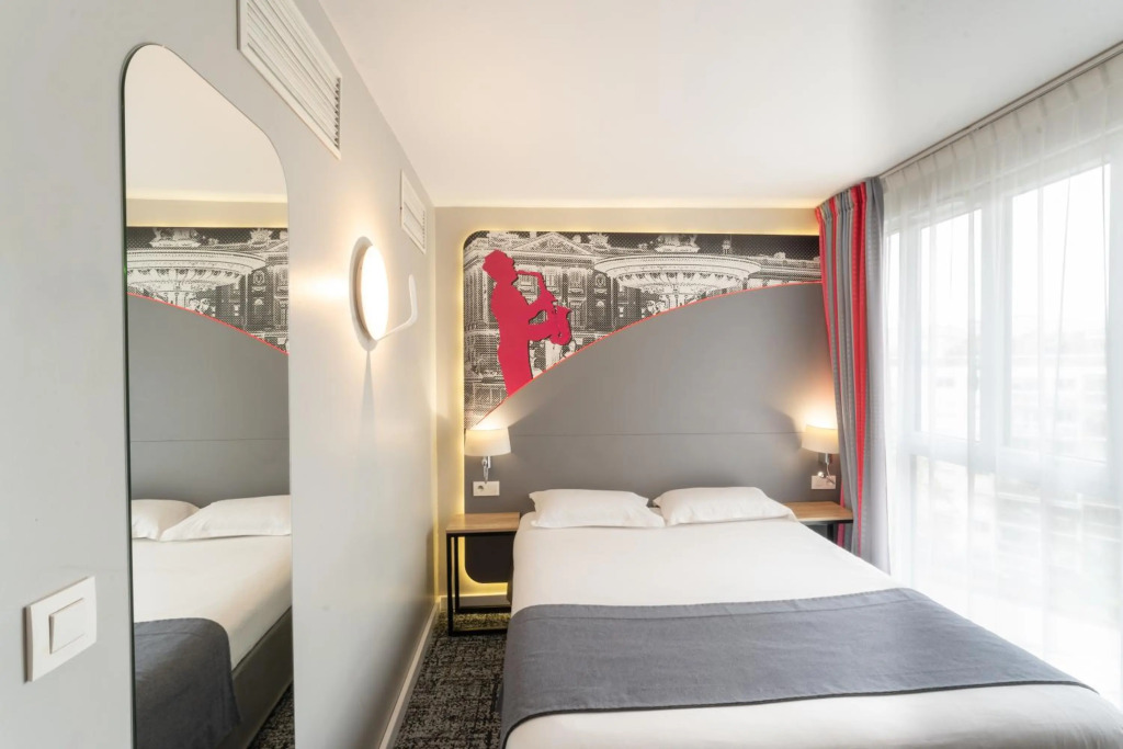 Hotel Inn Design Paris Place ditalie