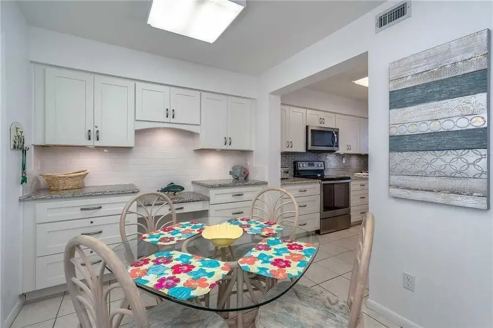 Bahia Vista 15567 - Two Bedroom Condo