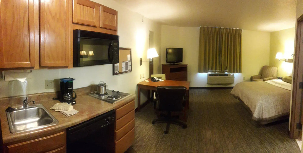Candlewood Suites Tulsa