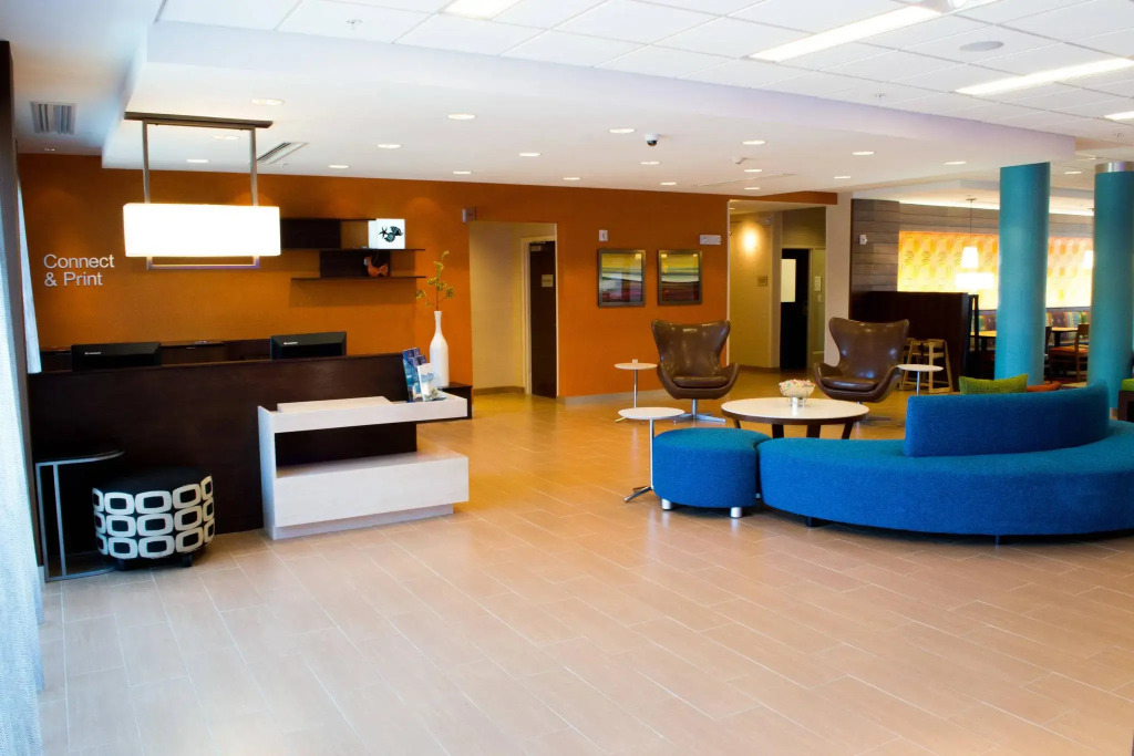 Wavecrest Lodge