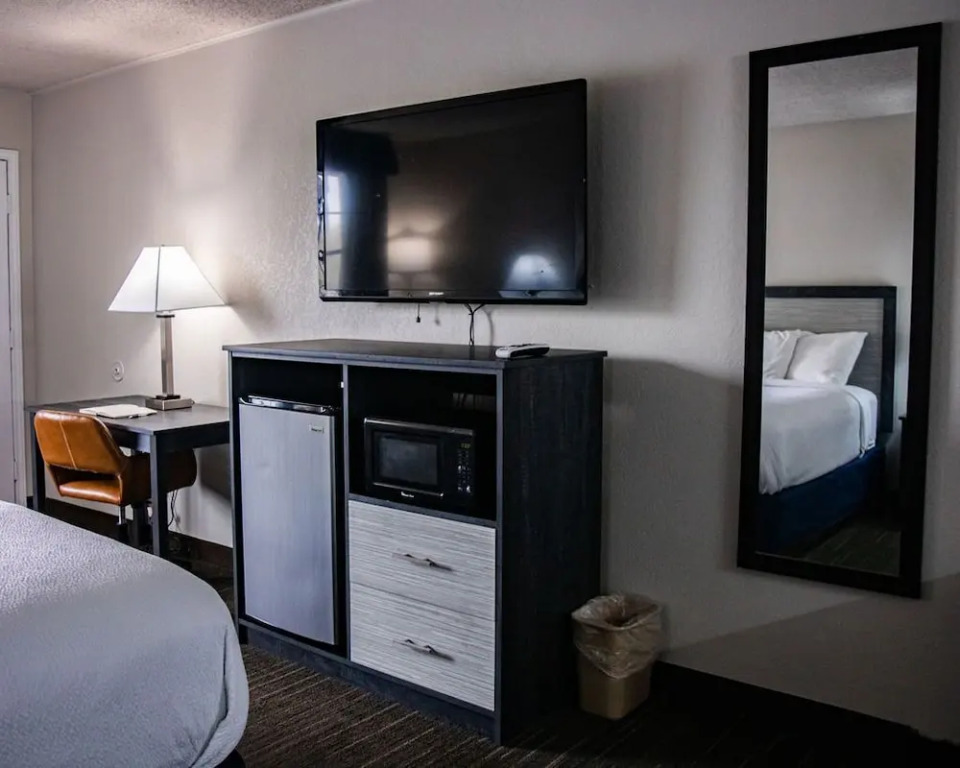 Salt Creek Lodge