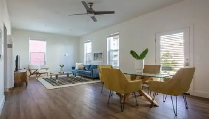 Charming Little Italy Suites by Sonder