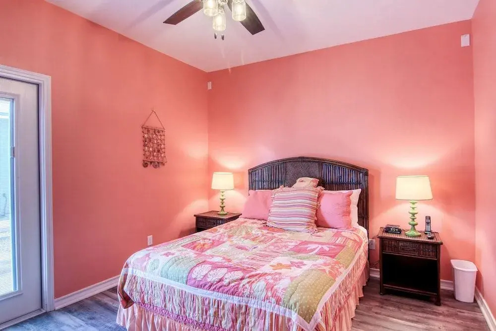 Moore Fun 3 Br Townhouse