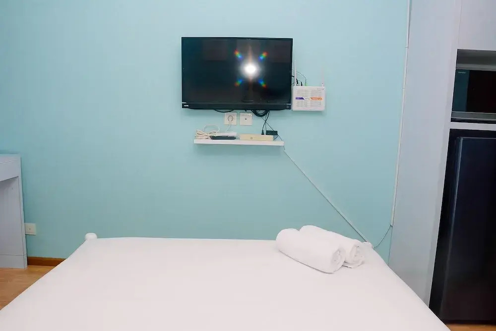 Relaxing Studio at Tifolia Apartment