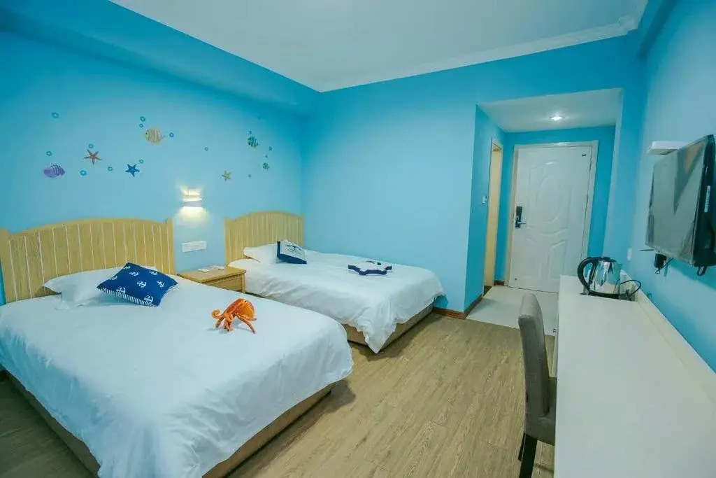 93 Hikers Hostel