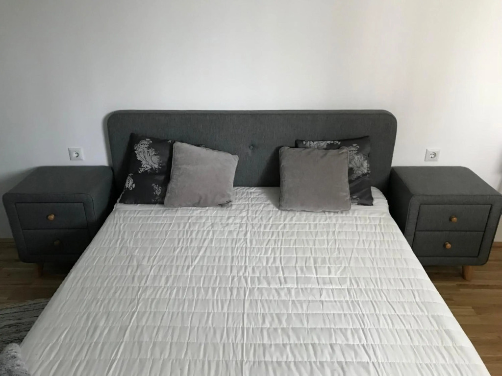 Vienna Hauptbanhof and Belvedere two bedroom apartment