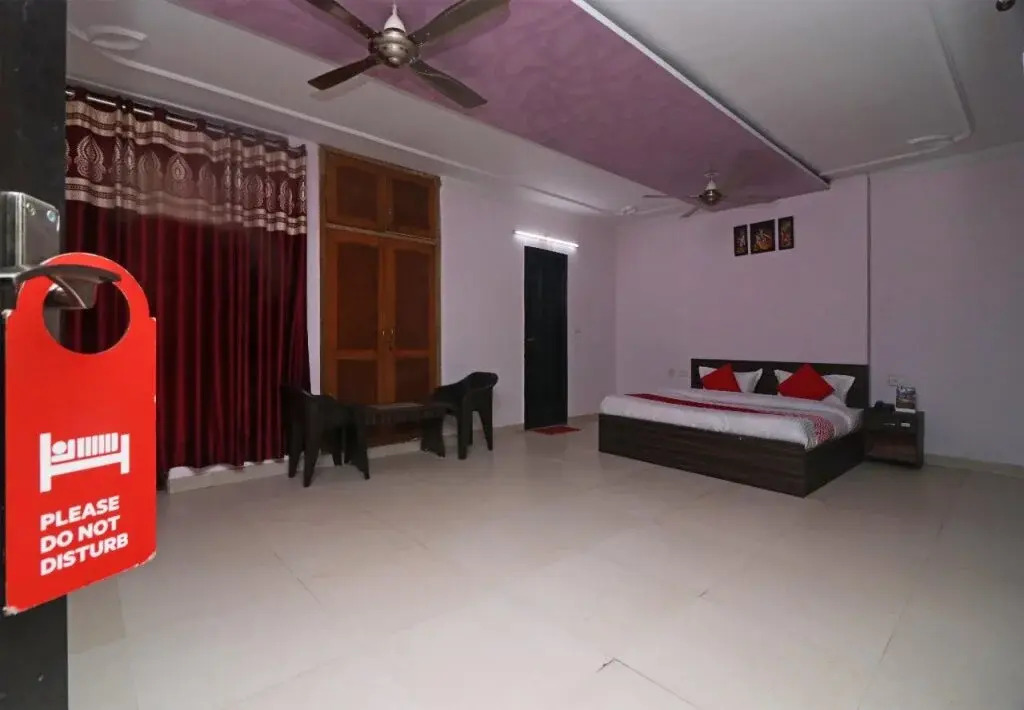 Queen Residency By OYO Rooms