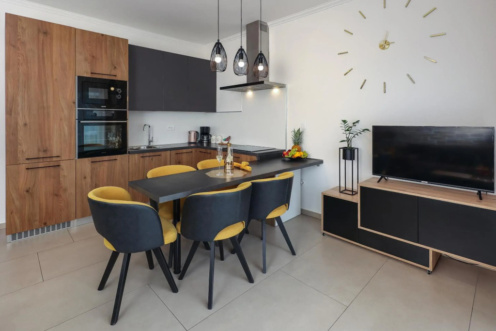 APARTMAN BORGO MARINA - by the sea