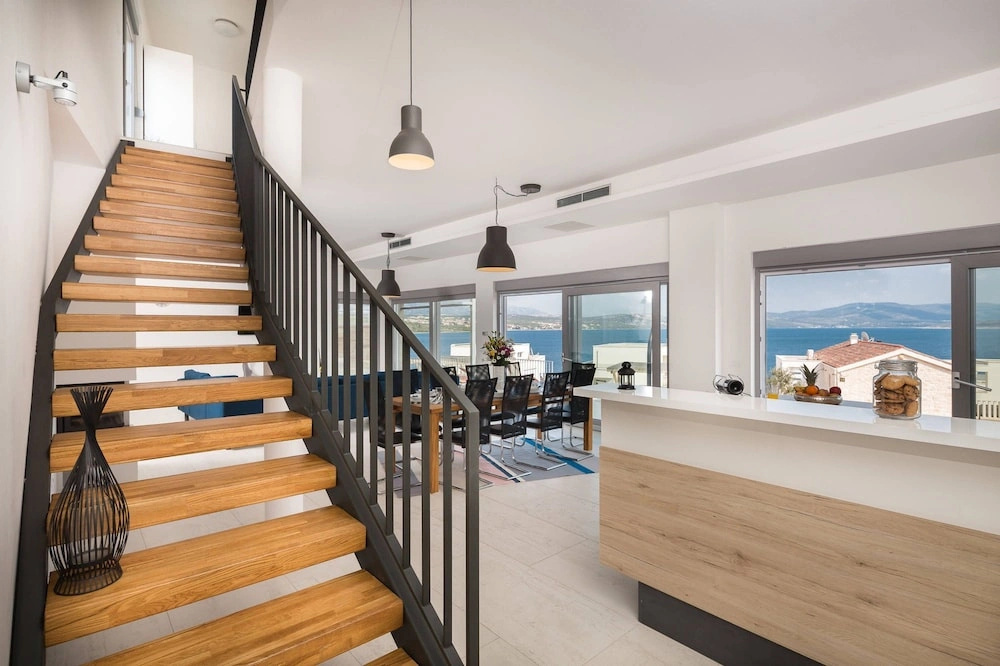 Villa Costabella with heated pool