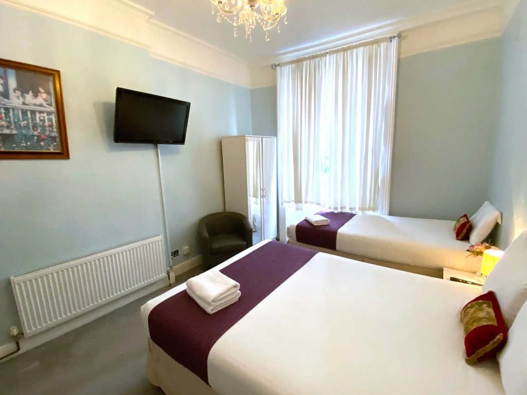 Lancaster Court Hotel