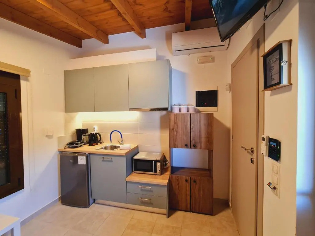 Anassa Attic Mini Suite 4