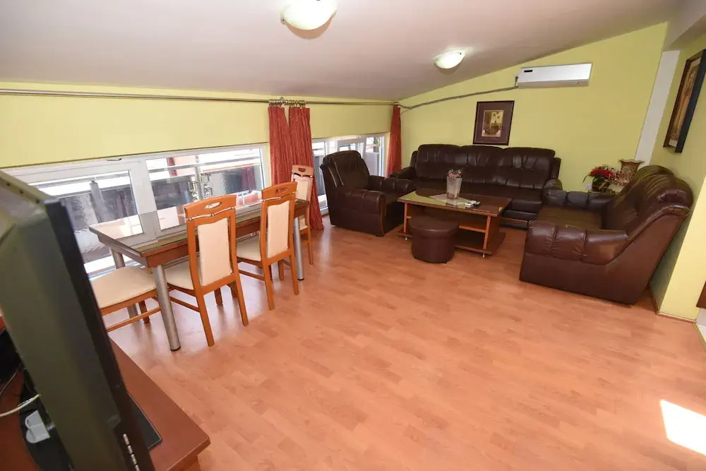 Darni Central Apartments