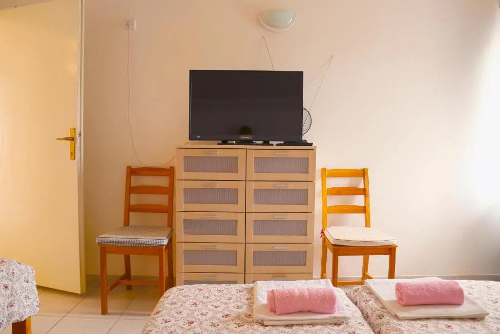 Apartments Mira