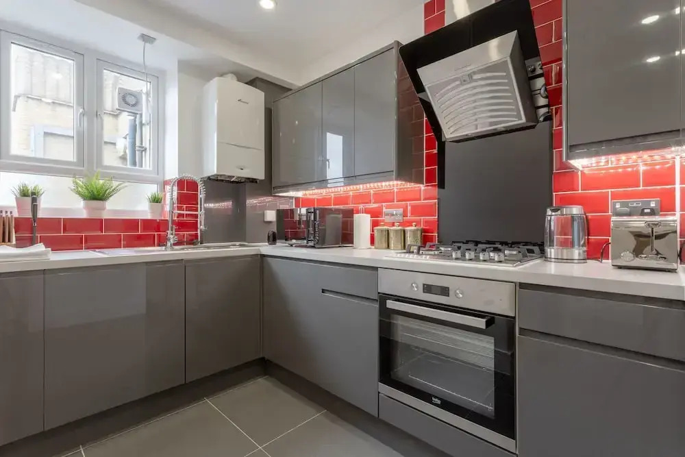Fantastic 3 Bedroom Home Near Canary Wharf