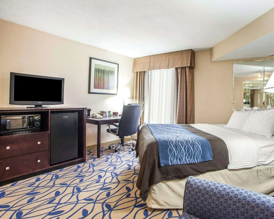Comfort Inn Bourbonnais near I-57