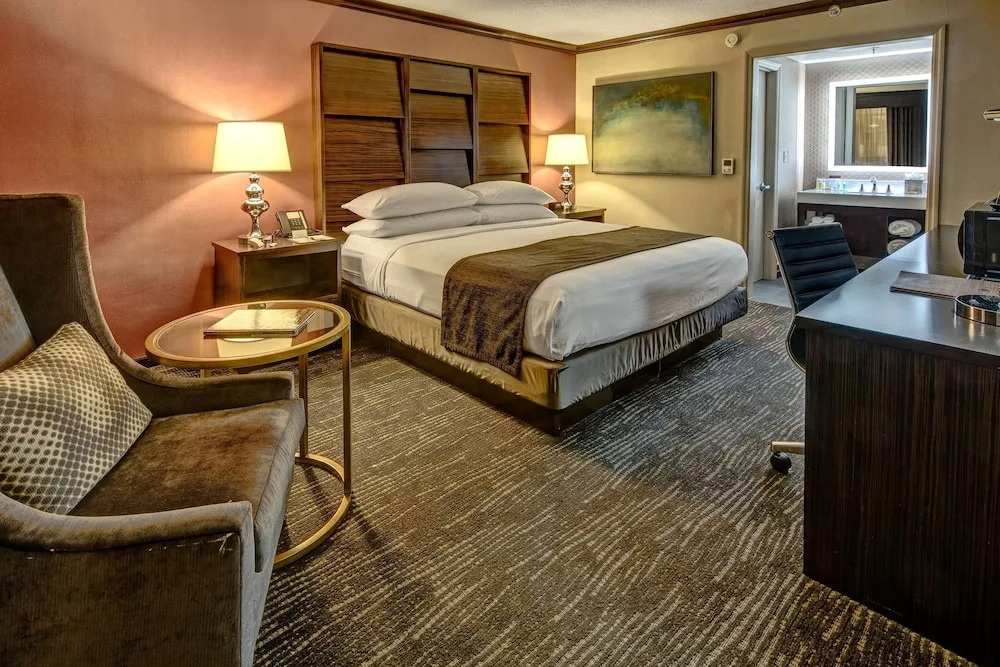 Garden Plaza Hotel Inn and Suites Decatur