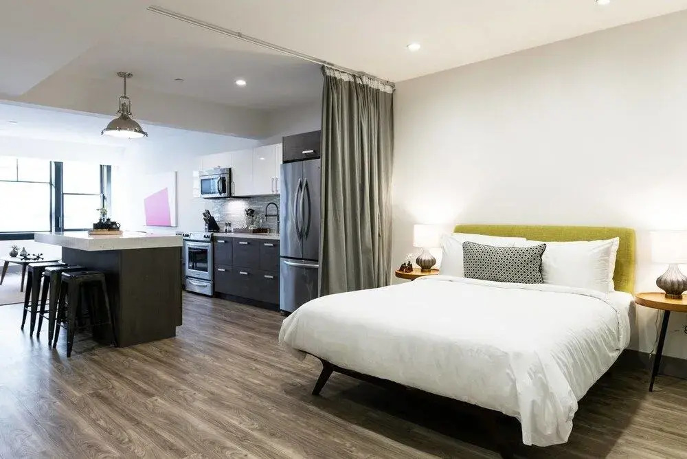Amazing 2 bedroom flat in South Park / DTLA