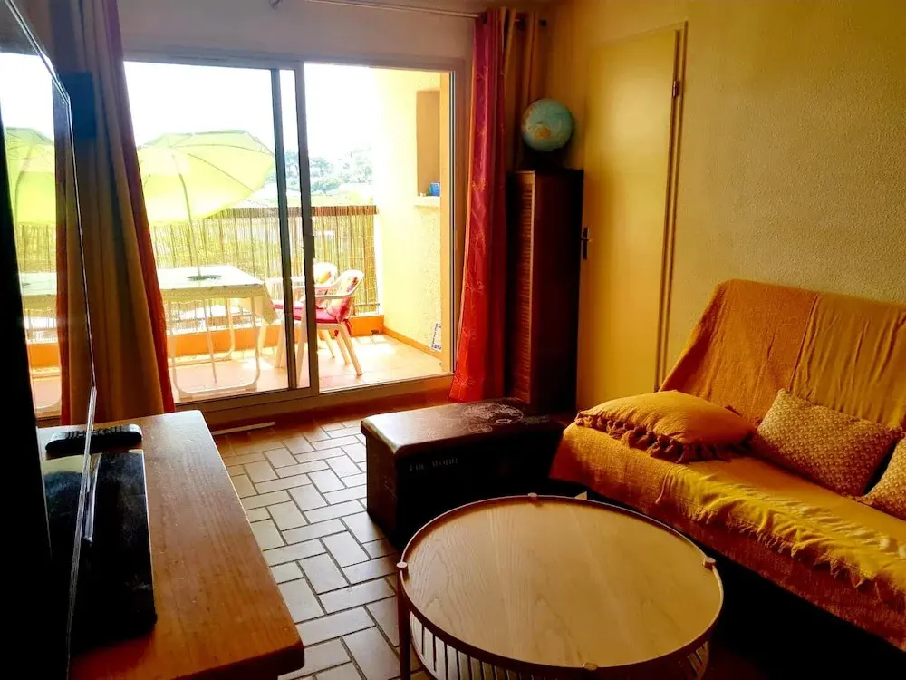 Apartment With one Bedroom in Les Issambres , With Wonderful sea View, Shared Pool, Furnished Terrace - 100 m From the Beach