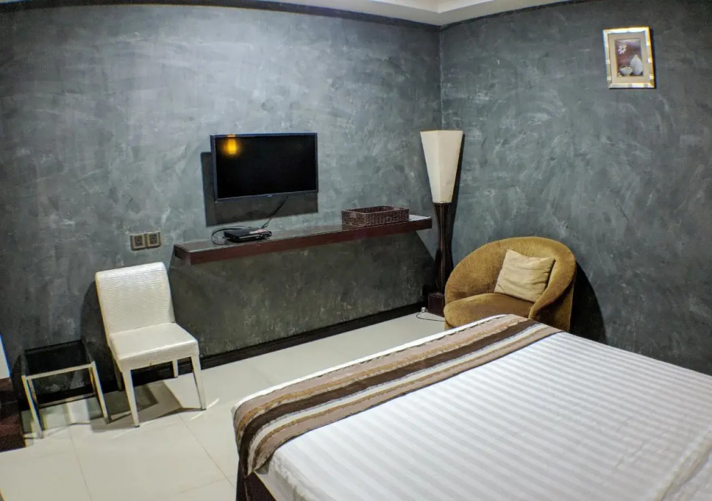 GM Hotel