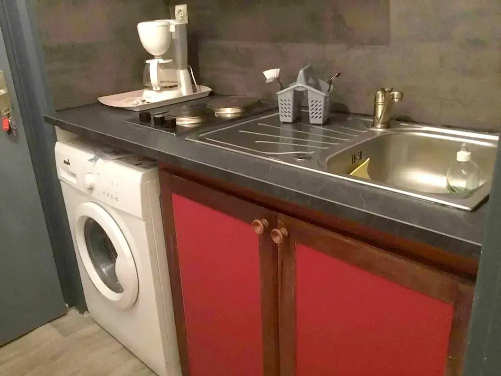 Studio in Saint-denis - 3 km From the Beach