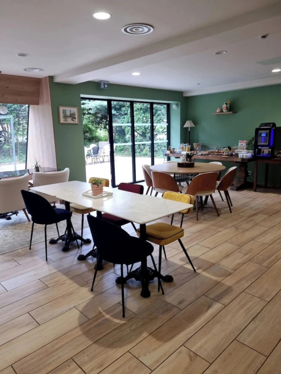Ninas Hideaway Hotel - Madames Dream