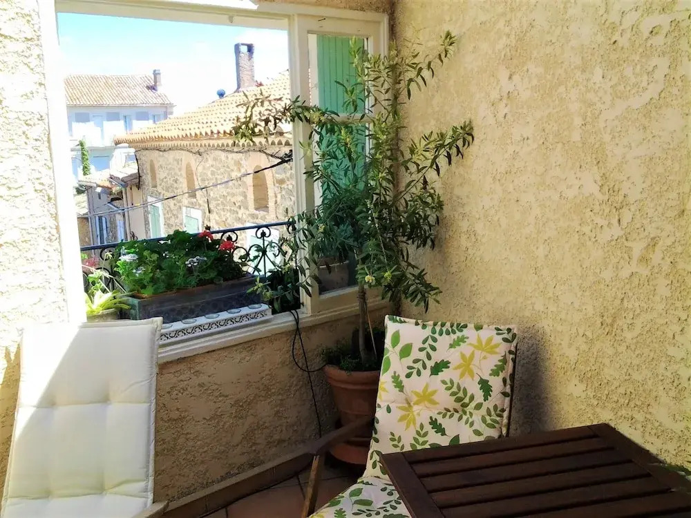 House With 2 Bedrooms in Pouzols-minervois, With Furnished Terrace and