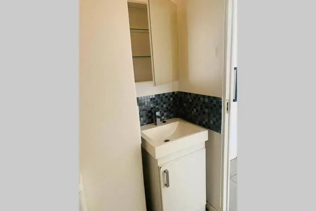 Stunning Maboneng Precinct Studio Apartment at 12 Decades Building