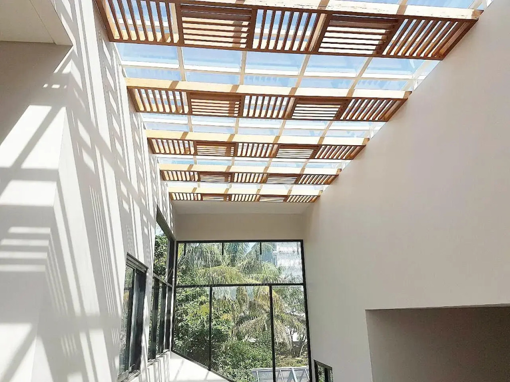 Beehive Boutique Hotel