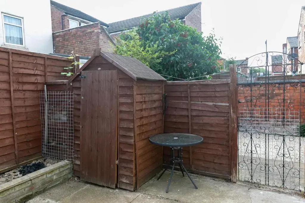 Unique Contractor House & Close to Derby Arena and Hospital & Parking by ComfyWorkers