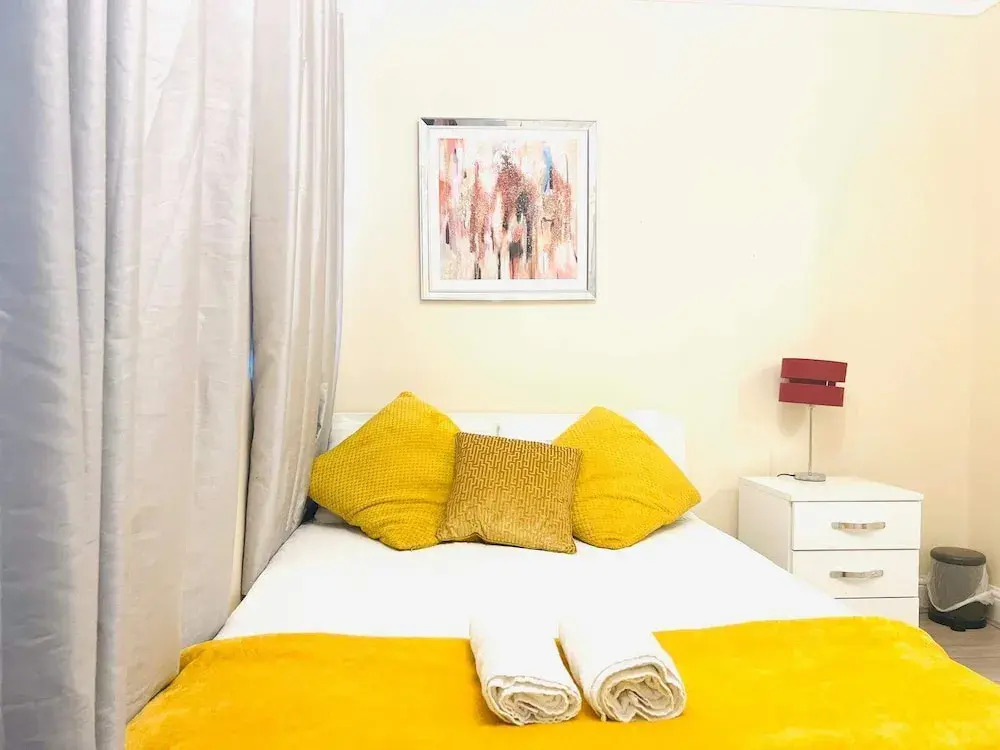Cosy London Retreat Near Tower Bridge