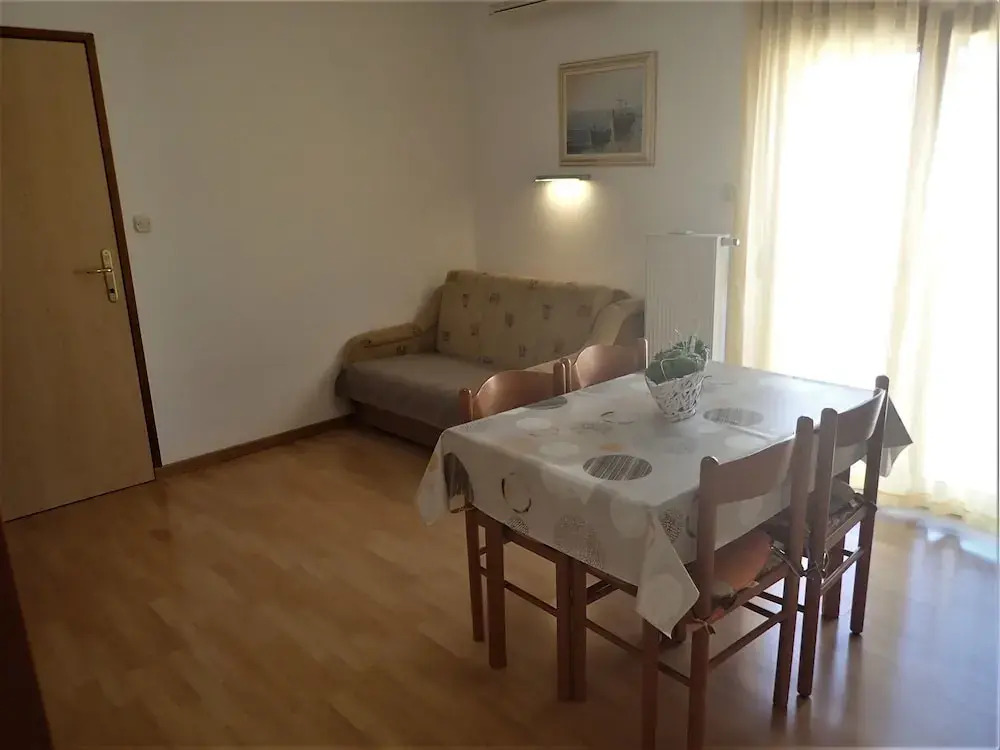 Apartments Pjer