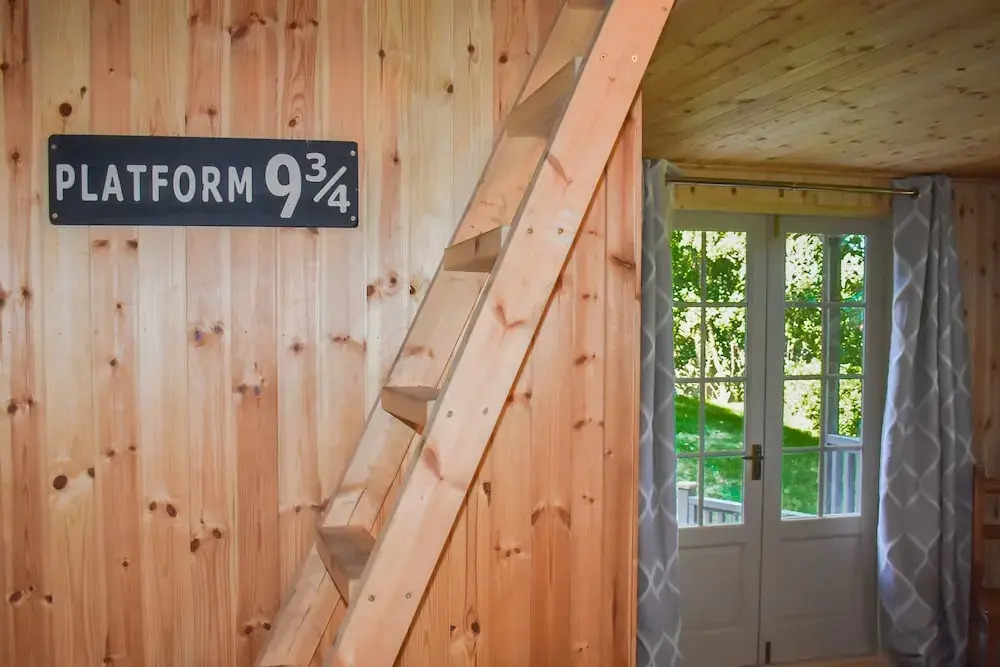 Rustic Cabin Getaway in Brighton
