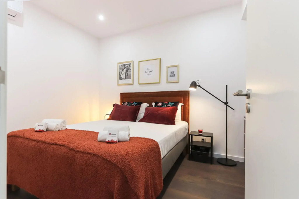Benfica Apartments III by Homing