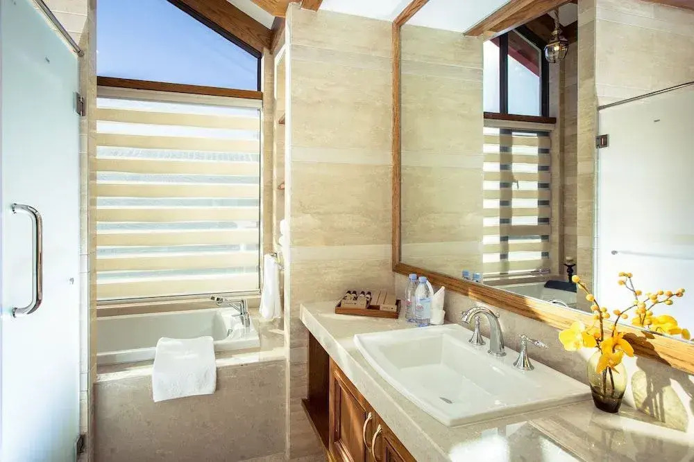 Snowy Sands Resort
