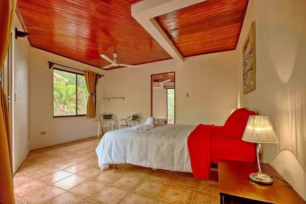 Condor Lodge