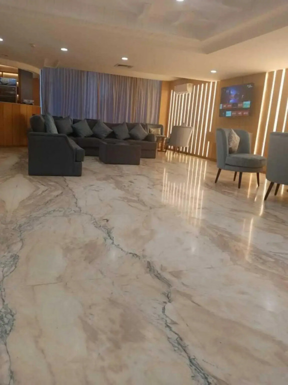 Khreis Suites Hotel