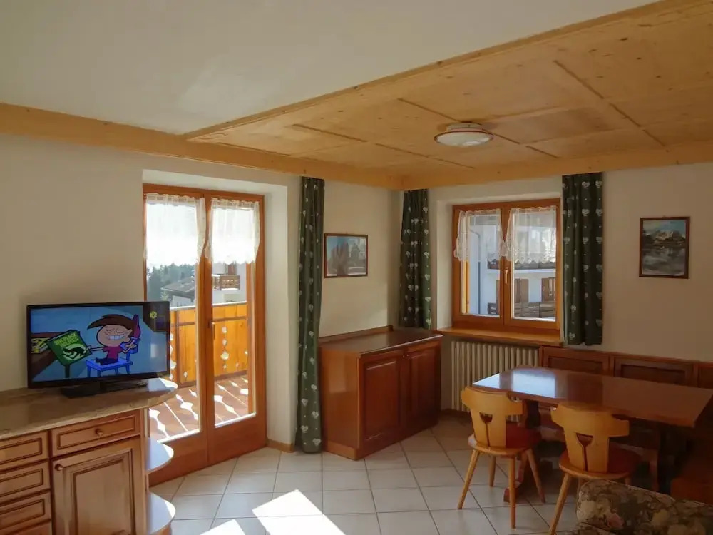 Ciasa Ramon & Bernard Apartments