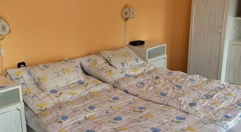 Koma Panzió & Étterem