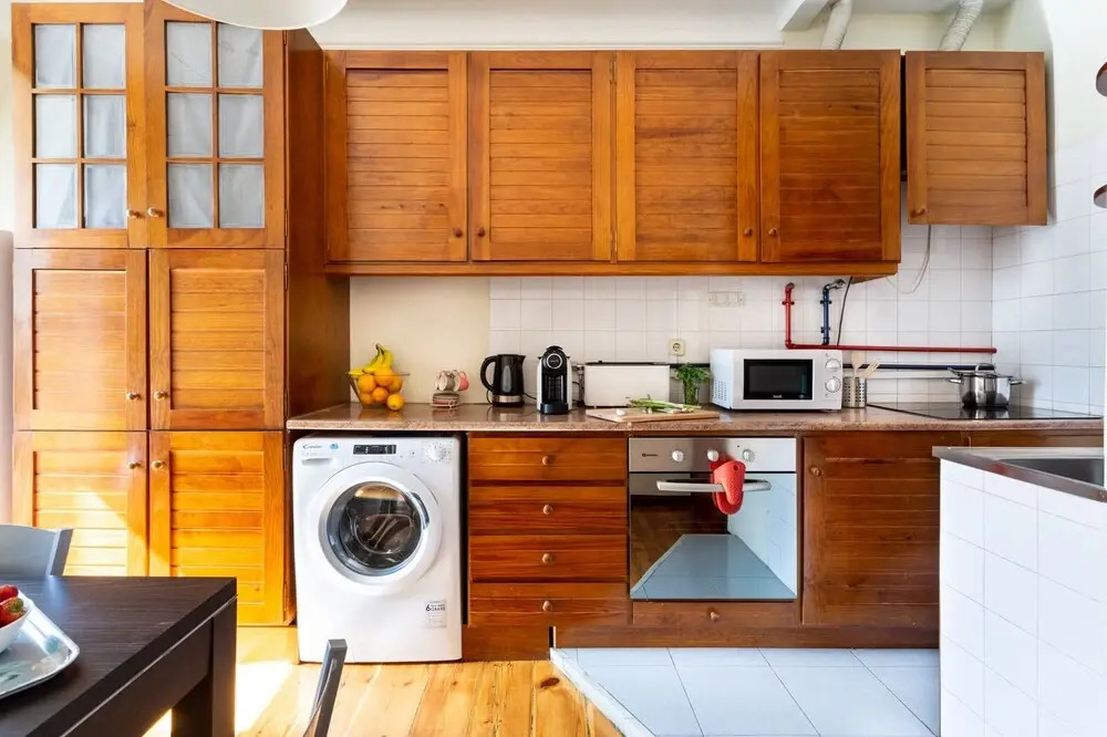 ALTIDO Classic 2BR Apt in Baixa w/balcony in Baixa, close by Rossio subway