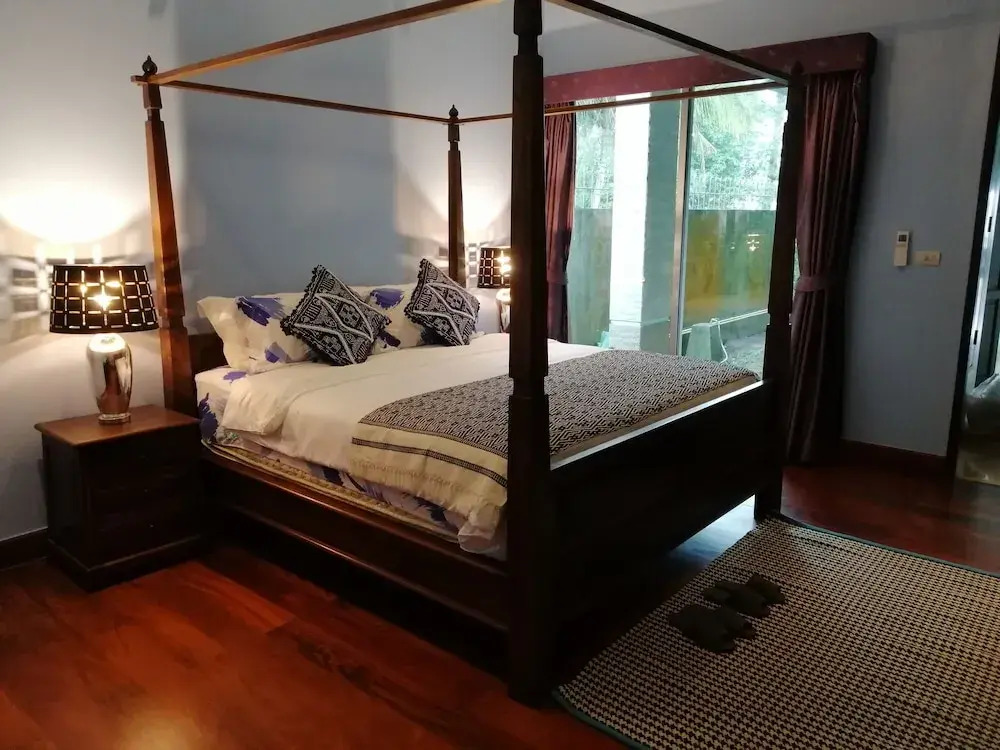 Baan Mook Taley Private Beachfront Villa
