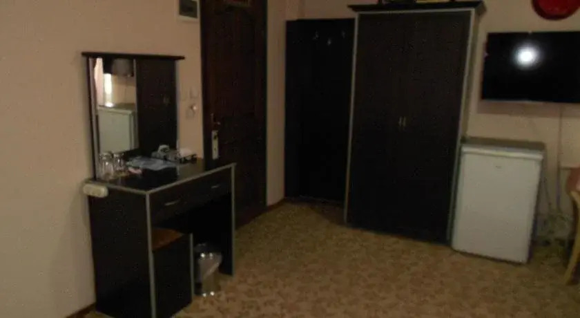 Yasar Hotel